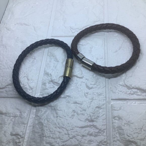 Stainless Steel Men’s Braided‎ Bracelet Men’s Magnetic Clasp 7.5-8.5 Inch - Picture 5 of 6